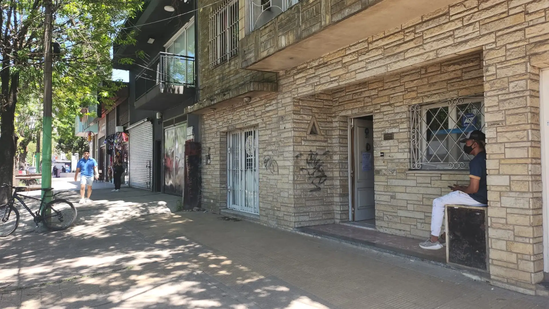 LOCAL CASA - RUTA 25 20